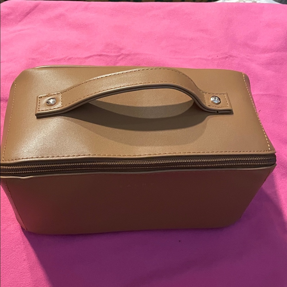 Chic Tan Cosmetic Bag